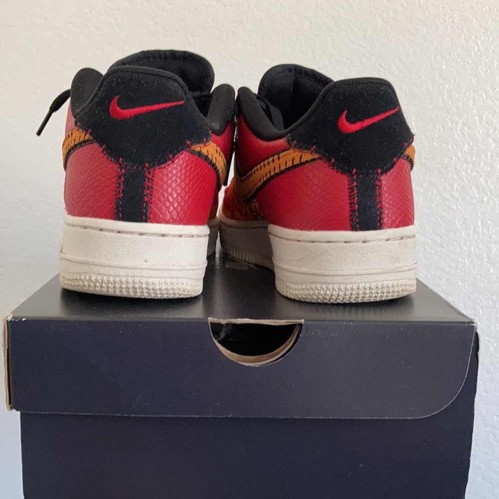 Used Nike Youth Air Force 1 '07 PRM 3 Size 5.5Y - Picture 2 of 8